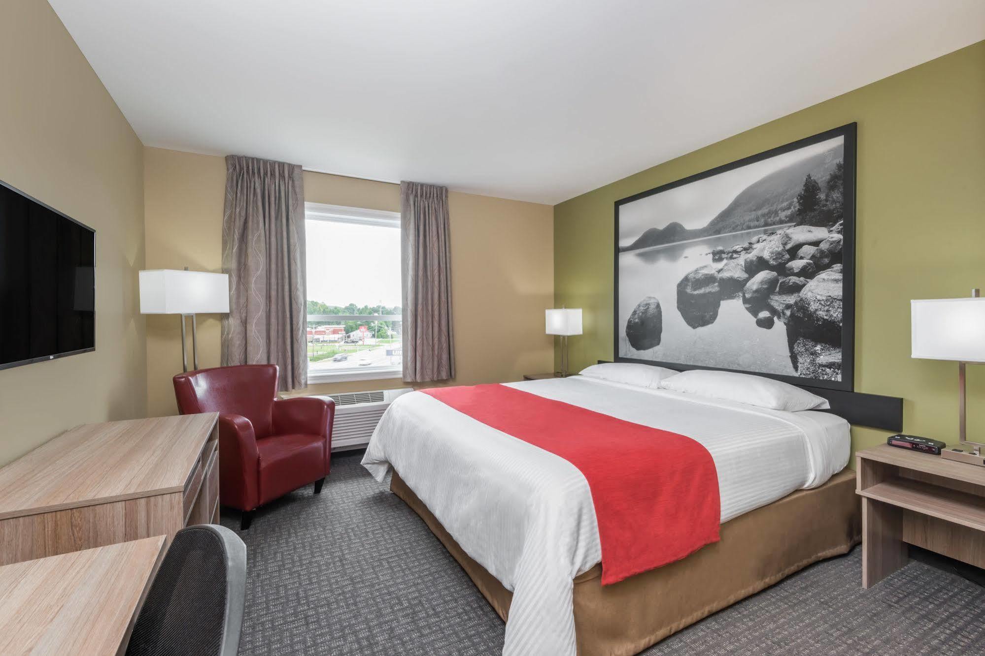 Super 8 By Wyndham Mont Laurier Hotel Exterior foto